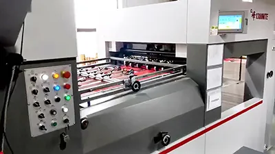 Troqueladora con estampado en foil de cama plana, HF-1300MTE
