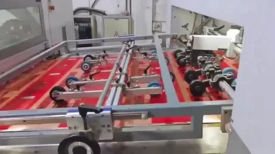 Troqueladora con plegado de cama plana (trabajo pesado)