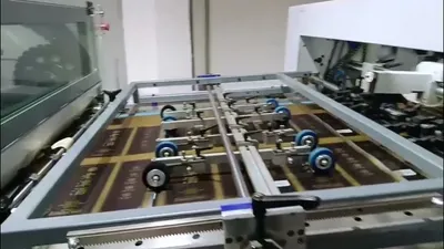Troqueladora con stripping (trabajo pesado)